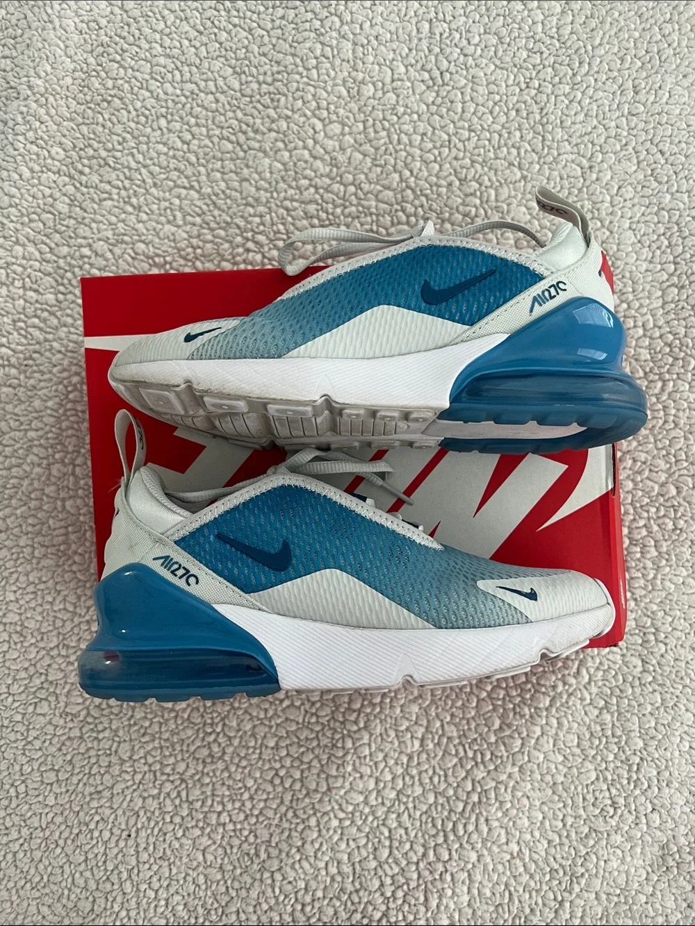 Nike Air Max 270 | Size 2.5Y
